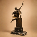 Escultura "Pareja en trapecio" de 42cms