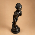Escultura en bronce macizo base de mármol "niña" 75cm